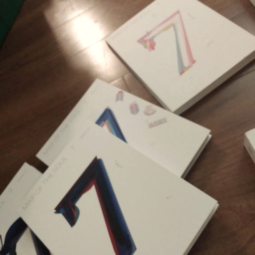 BTS MOTS:7 albums